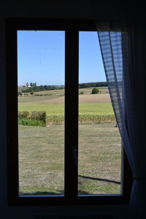 Bed and Breakfast La Lunaire Verteillac Zimmer foto