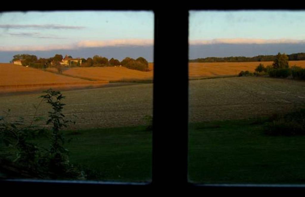 Bed and Breakfast La Lunaire Verteillac Zimmer foto