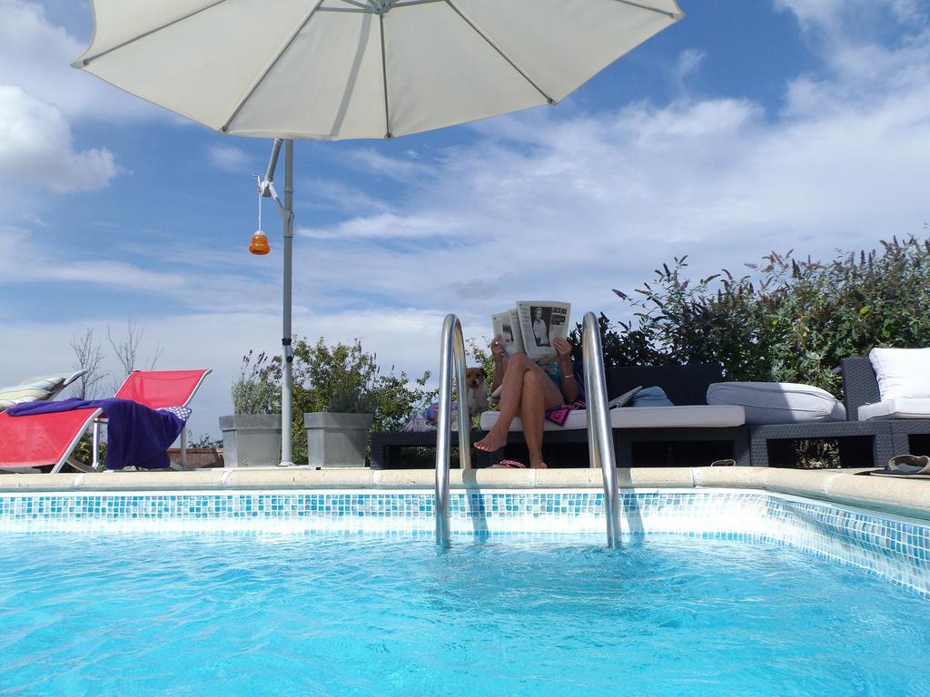 Bed and Breakfast La Lunaire Verteillac Exterior foto