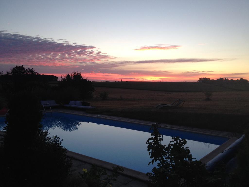Bed and Breakfast La Lunaire Verteillac Exterior foto